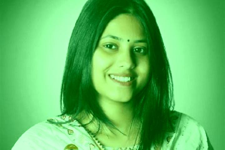 Ivy, 23 — Escort in Machhlishahr, India