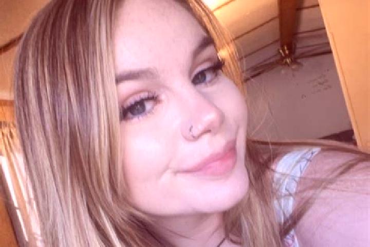 Ivy, 23 — Escort in Peterstown, United States