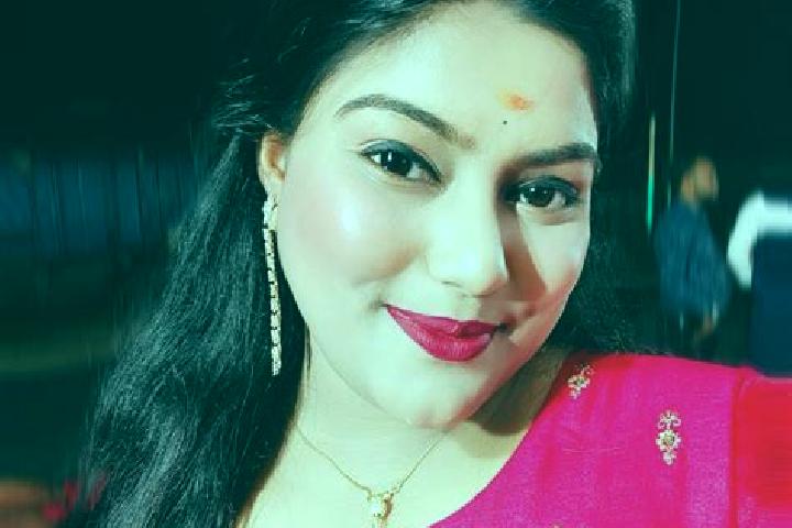 Ivy, 23 — Escort in Ranir Bazar, India