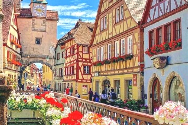 Ivy, 23 — Escort in Tarthun, Germany