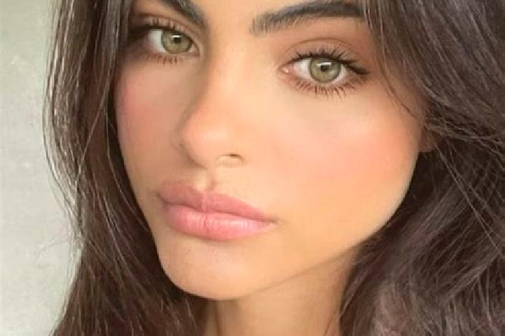 Ivy, 24, a brunette green-eyed middle eastern companion based in Khariar Road. Offering GFE, Duos, 69, Prostate Massage, Couples. Available for incall and ou...