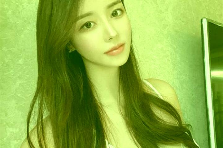Ivy, 24 — Escort in Alatan molezhen, China