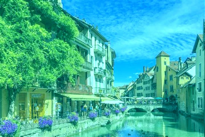 Ivy, 24 — Escort in Croulebarbe, France