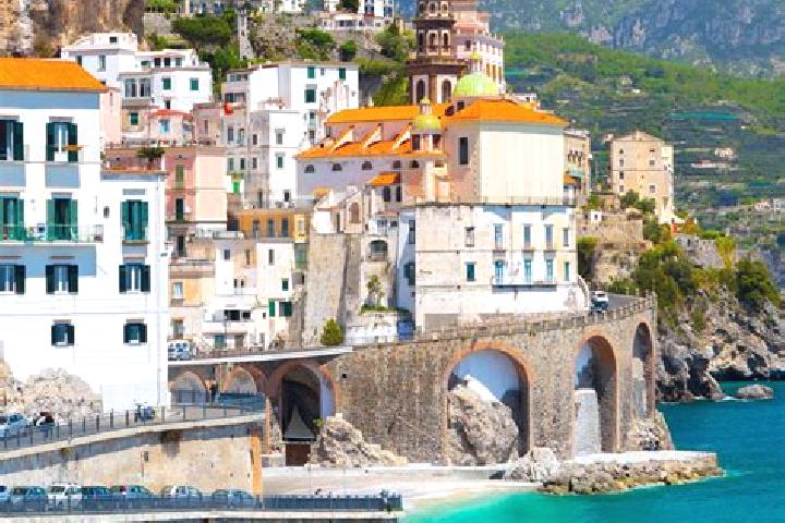 Ivy, 24 — Escort in Dresano, Italy