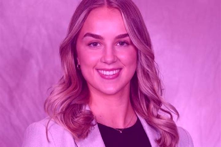 Ivy, 24 — Escort in Ingalls Park, United States