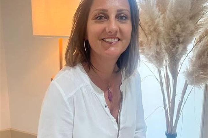 Ivy, 24 — Escort in Oraison, France