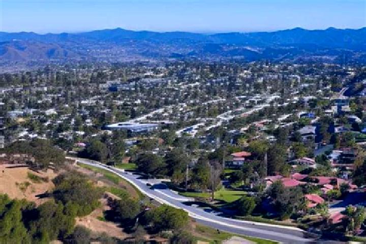 Ivy, 24 — Escort in San Diego Country Estates, United States