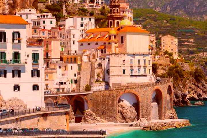 Ivy, 24 — Escort in Uttenheim, Italy