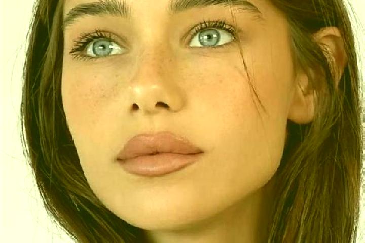 Ivy, 25, a brunette grey-eyed european companion based in Inacio Martins. Offering Tantra, CIM, Party Girl. Available for incall and outcall, day and evening...