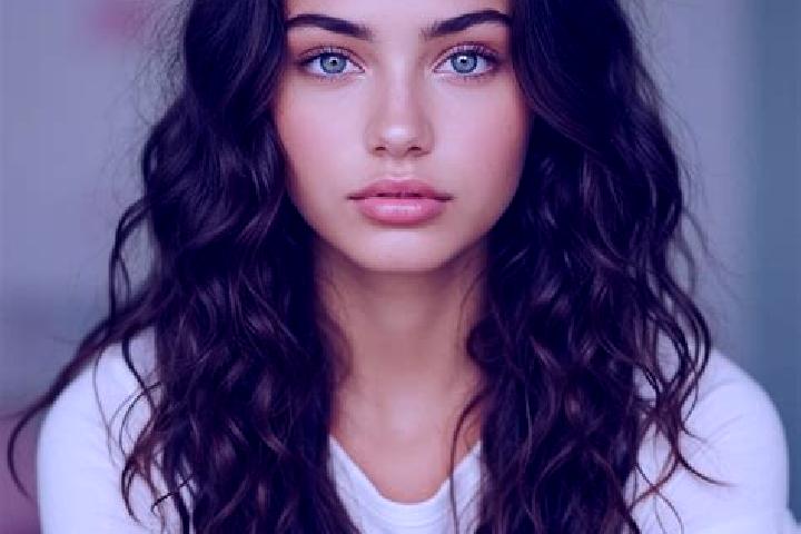 Ivy, 25, a brunette hazel-eyed mediterranean companion based in Zacatal. Offering Girlfriend Experience, Duos, Roleplay, Erotic Massage. Available for incall...