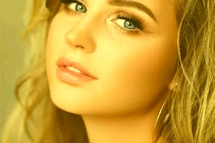 Ivy, 25, a dark blonde blue-eyed mediterranean companion based in Sentul. Offering OWO, Prostate Massage, Dinner Date, Overnight. Available for incall and ou...