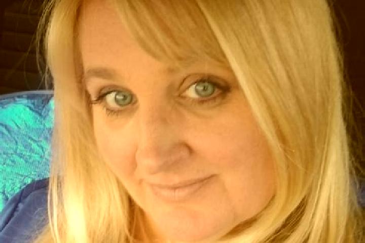 Ivy, 25 — Escort in Diamond, United States