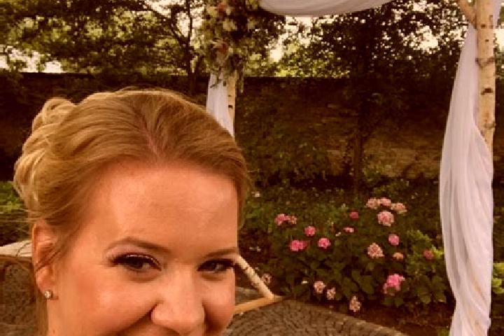 Ivy, 25 — Escort in Kettenheim, Germany