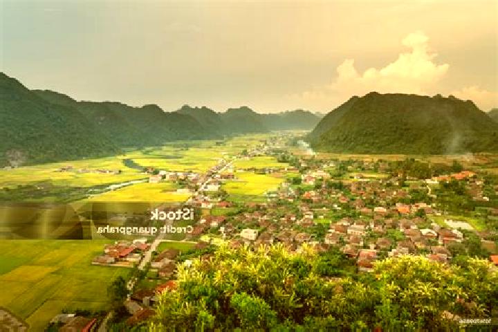 Ivy, 25 — Escort in Na Lay, Vietnam