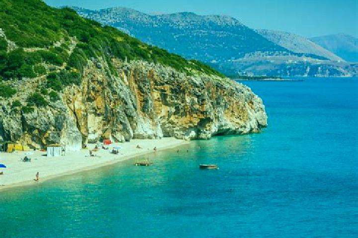 Ivy, 25 — Escort in Poshnje, Albania