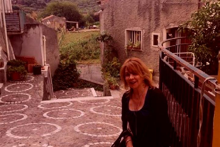 Ivy, 25 — Escort in San Filippo del Mela, Italy