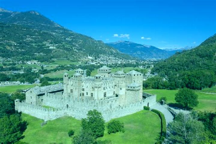Ivy, 25 — Escort in Valle e Castello, Italy