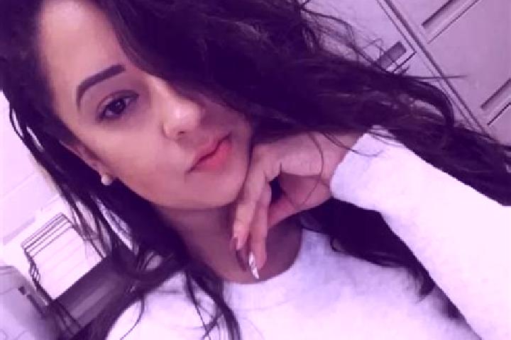 Ivy, 26, a brunette dark-eyed european companion based in Sao Jose do Cerrito. Offering Couples, Deep French Kissing, Domination. Available for incall and ou...