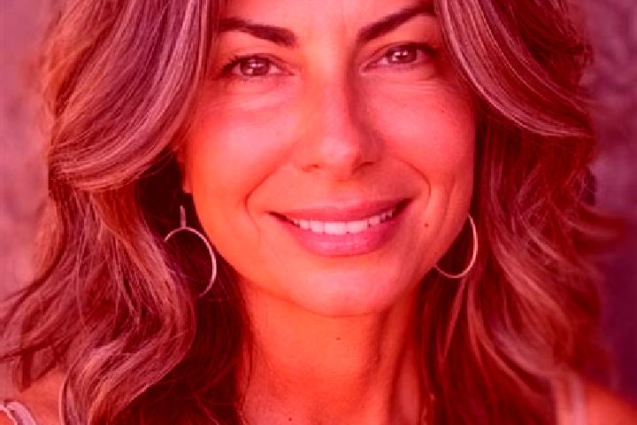 Ivy, 26, a brunette grey-eyed latina companion based in Hasantepe. Offering A-Level, BDSM, Travel Companion. Available for incall and outcall, overnight book...