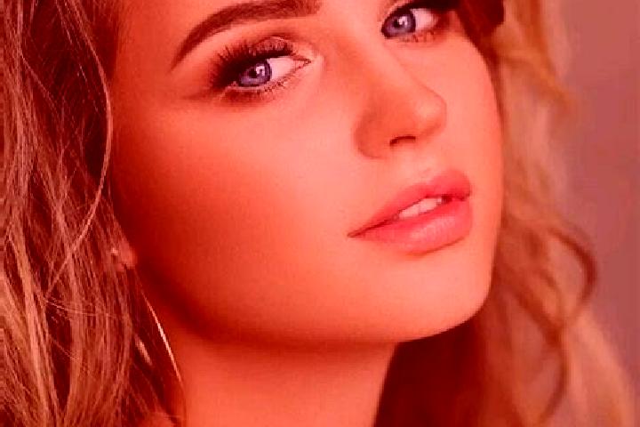 Ivy, 26, a dark blonde blue-eyed indian companion based in Zmiennica. Offering Prostate Massage, Striptease. Available for incall and outcall, day and evenin...