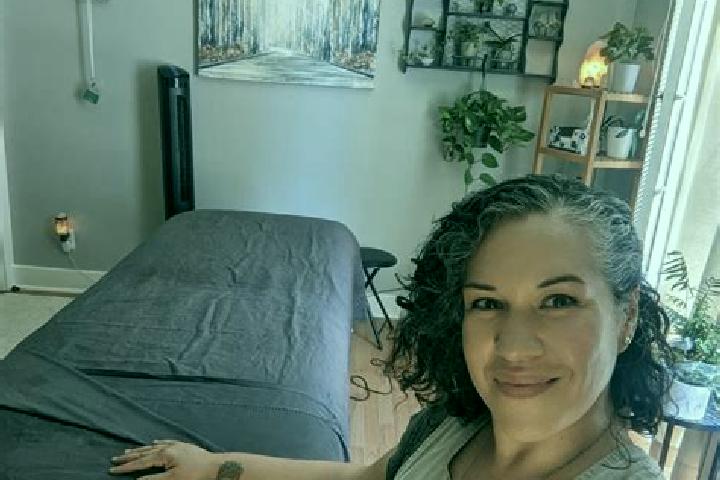 Ivy, 26, a dark blonde dark-eyed mixed companion based in Ocean Pines. Offering Massage, BDSM, Erotic Massage. Available for incall and outcall, day and even...