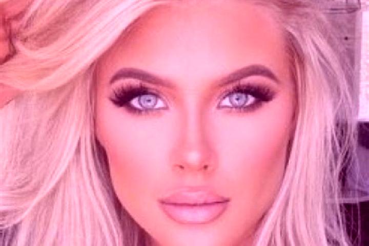 Ivy, 26, a platinum blonde brown-eyed mixed companion based in Bukit Ho Swee Estate. Offering Erotic Massage, Girlfriend Experience, Travel Companion, Dinner...