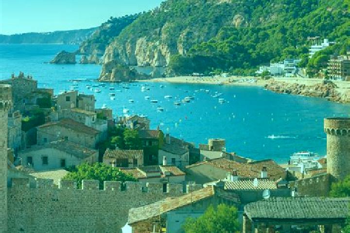 Ivy, 26 — Escort in Calanas, Spain