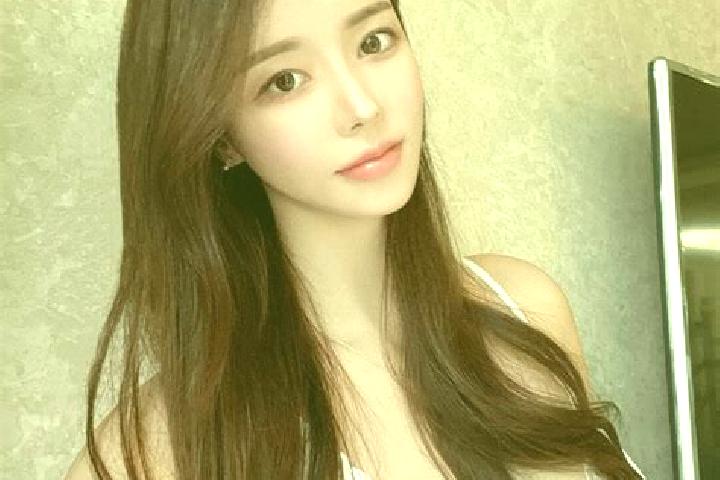 Ivy, 26 — Escort in Haoraoshan, China