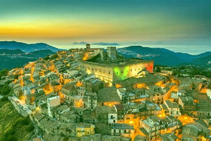 Ivy, 26 — Escort in Montalbano Elicona, Italy