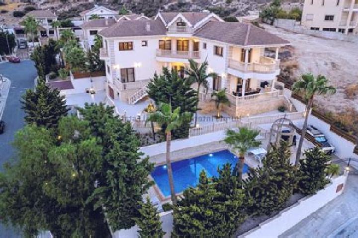 Ivy, 26 — Escort in Mouttagiaka, Cyprus