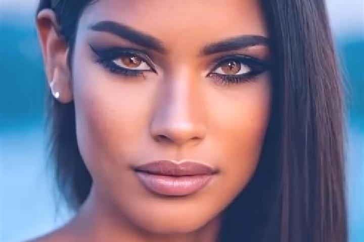 Ivy, 27, a dark blonde dark-eyed latina companion based in Ekenrooi. Offering Dinner Date, Overnight, Duos, 69. Available for incall and outcall, day and eve...