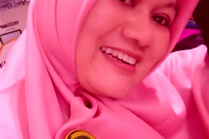 Ivy, 27 — Escort in Jaten, Indonesia