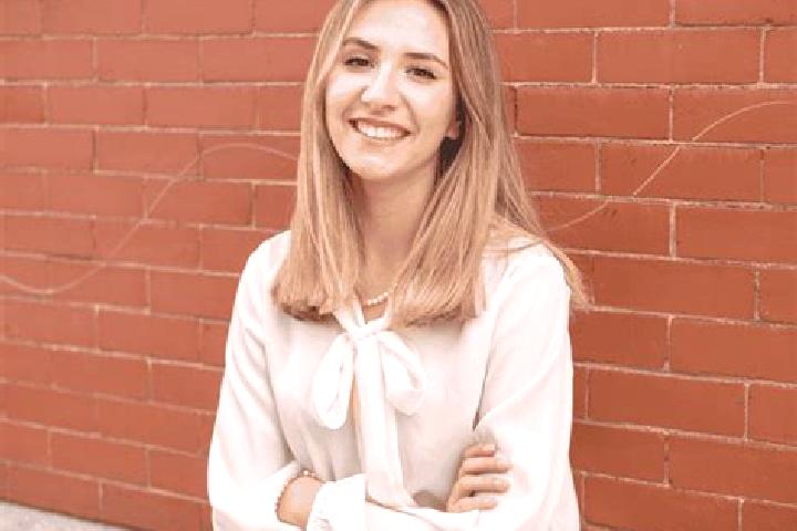 Ivy, 27 — Escort in Luckey, United States