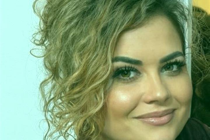 Ivy, 27 — Escort in Roxana, United States