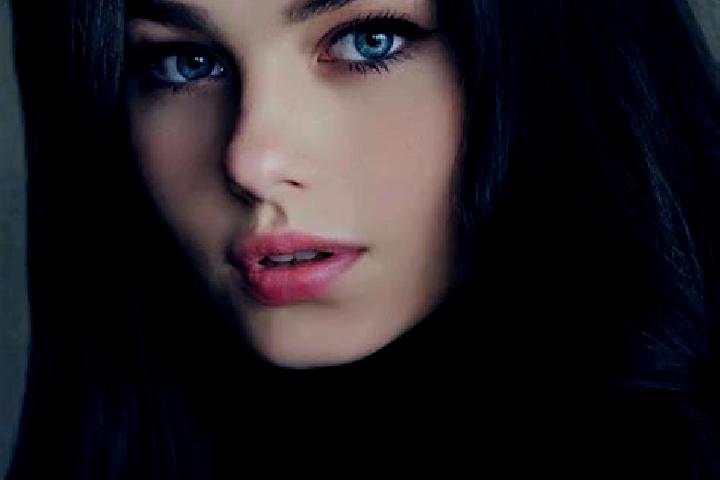 Ivy, 28, a black dark-eyed caucasian companion based in Oyo. Offering Tantra, Striptease, Massage. Available for incall and outcall, day and evening dates.