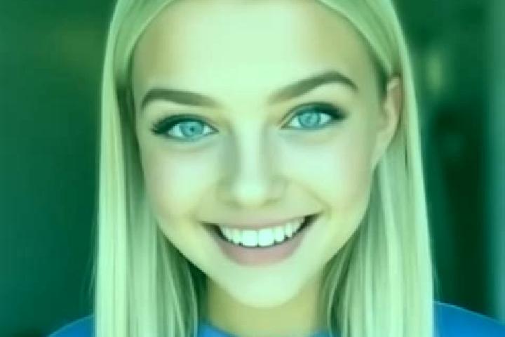 Ivy, 28, a blonde grey-eyed middle eastern companion based in Chunox. Offering Overnight, BDSM, Dinner Date, OWO. Available for incall and outcall, day and e...