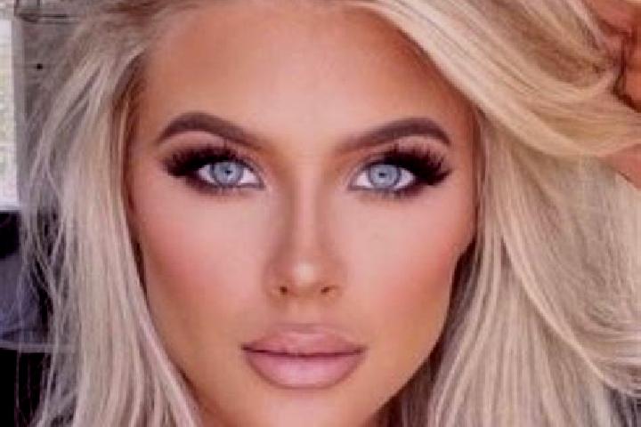 Ivy, 28, a platinum blonde blue-eyed asian companion based in Cauri. Offering Girlfriend Experience, GFE, Couples, Dinner Date. Available for incall and outc...