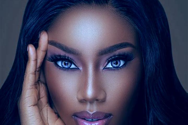 Ivy, 28, a red blue-eyed ebony companion based in Ostrovu Mare. Offering Roleplay, A-Level, OWO, Deep French Kissing. Available for incall and outcall, overn...