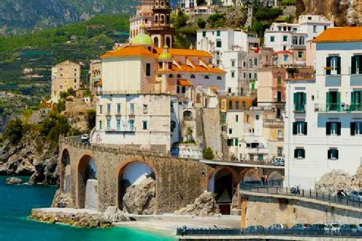 Ivy, 28 — Escort in Laganadi, Italy