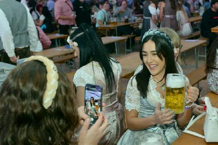 Ivy, 28 — Escort in Merchweiler, Germany