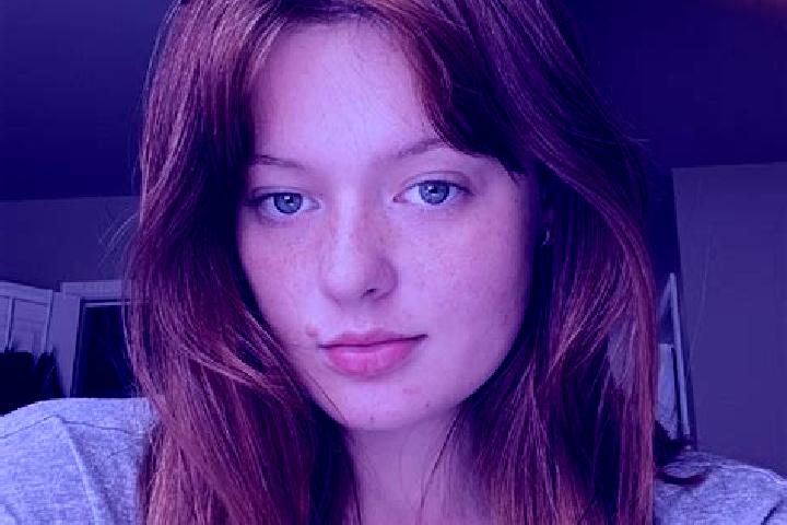 Ivy, 29, a auburn blue-eyed indian companion based in Halale. Offering Deep French Kissing, Overnight, Erotic Massage, Tantra. Available for incall and outca...