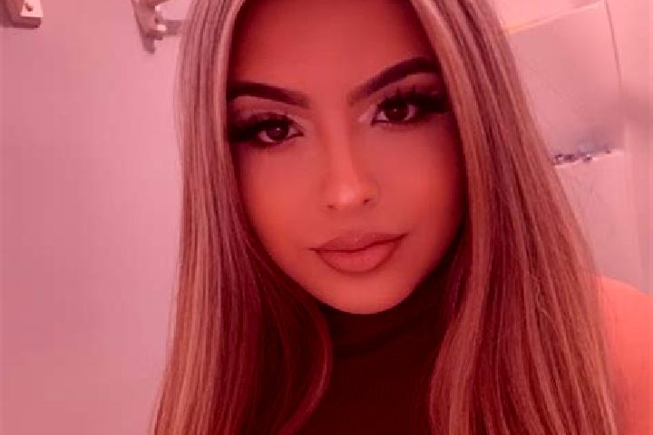 Ivy, 29, a blonde grey-eyed latina companion based in Puiflijk. Offering 69, Overnight, GFE. Available for incall and outcall, day and evening dates.