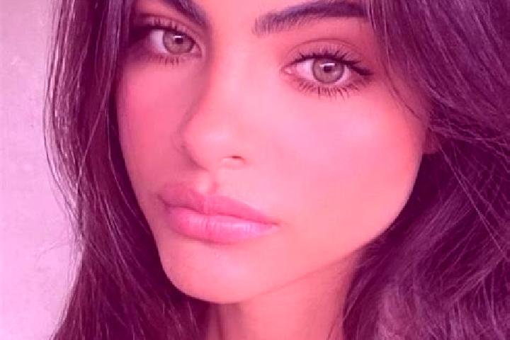 Ivy, 29, a brunette green-eyed caucasian companion based in Tangancicuaro de Arista. Offering Prostate Massage, BDSM, Erotic Massage, Tantra, Deep French Kis...