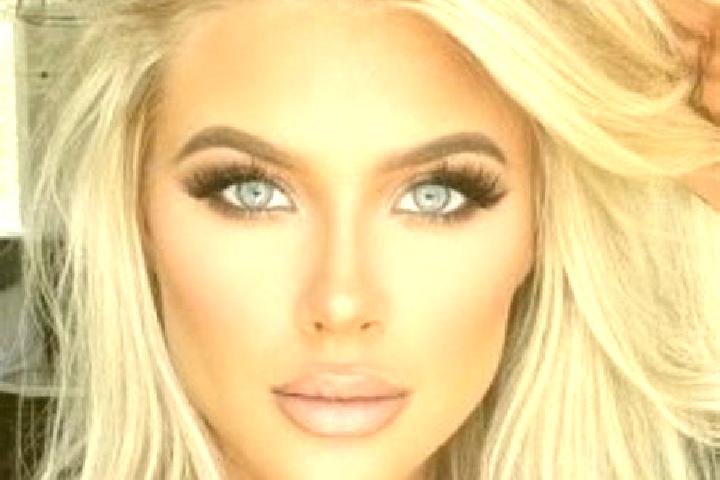 Ivy, 29, a platinum blonde brown-eyed mixed companion based in Mandangoa. Offering OWO, BDSM, Fetish, Erotic Massage, Striptease. Available for incall and ou...