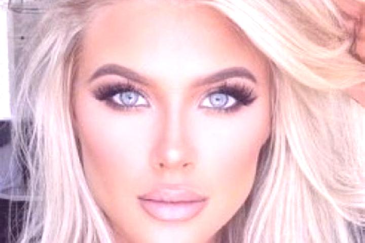 Ivy, 29, a platinum blonde grey-eyed mediterranean companion based in San Luis de Letras. Offering 69, Dinner Date, Fetish, Domination, BDSM. Available for i...