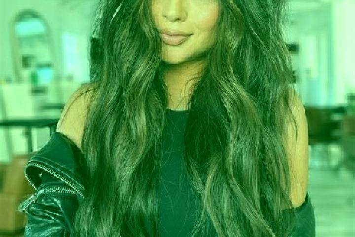 Ivy, 30, a brunette dark-eyed slavic companion based in Roques. Offering Striptease, Massage, Girlfriend Experience, A-Level, Erotic Massage. Available for i...