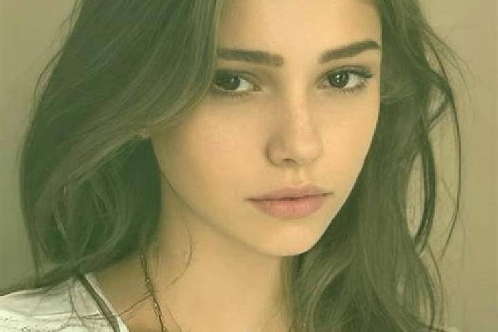 Ivy, 30, a chestnut grey-eyed slavic companion based in Hartford. Offering Duos, Prostate Massage, CIM. Available for incall and outcall, day and evening dates.
