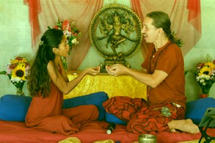 Ivy, 30, a red blue-eyed indian companion based in Kelpen-Oler. Offering A-Level, OWO, Tantra. Available for incall and outcall, day and evening dates.