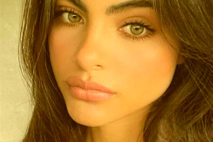 Ivy, 30, a red dark-eyed indian companion based in Atlacholoaya. Offering Dinner Date, OWO. Available for incall and outcall, day and evening dates.