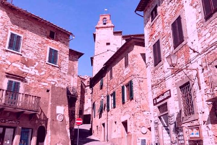 Ivy, 30 — Escort in Campiglia Marittima, Italy